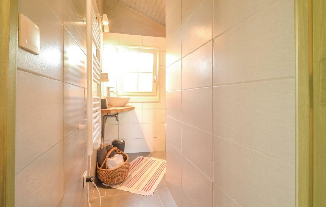 Lovely Home In Charritte De Bas With Wifi Εξωτερικό φωτογραφία